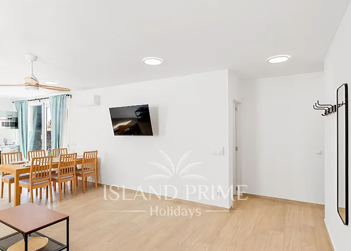 بيت للعطل House 100m Away From Ocean Ebv10 سان ميغيل ذي أبونا