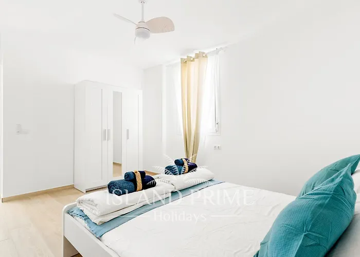 House 100m Away From Ocean Ebv10 *