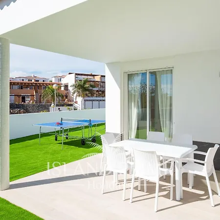 Dom wakacyjny House 100m Away From Ocean Ebv10 *