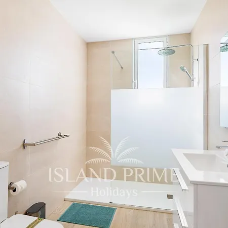 House 100m Away From Ocean Ebv10 Holiday home