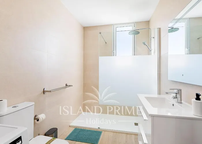 House 100m Away From Ocean Ebv10 Semesterbostad